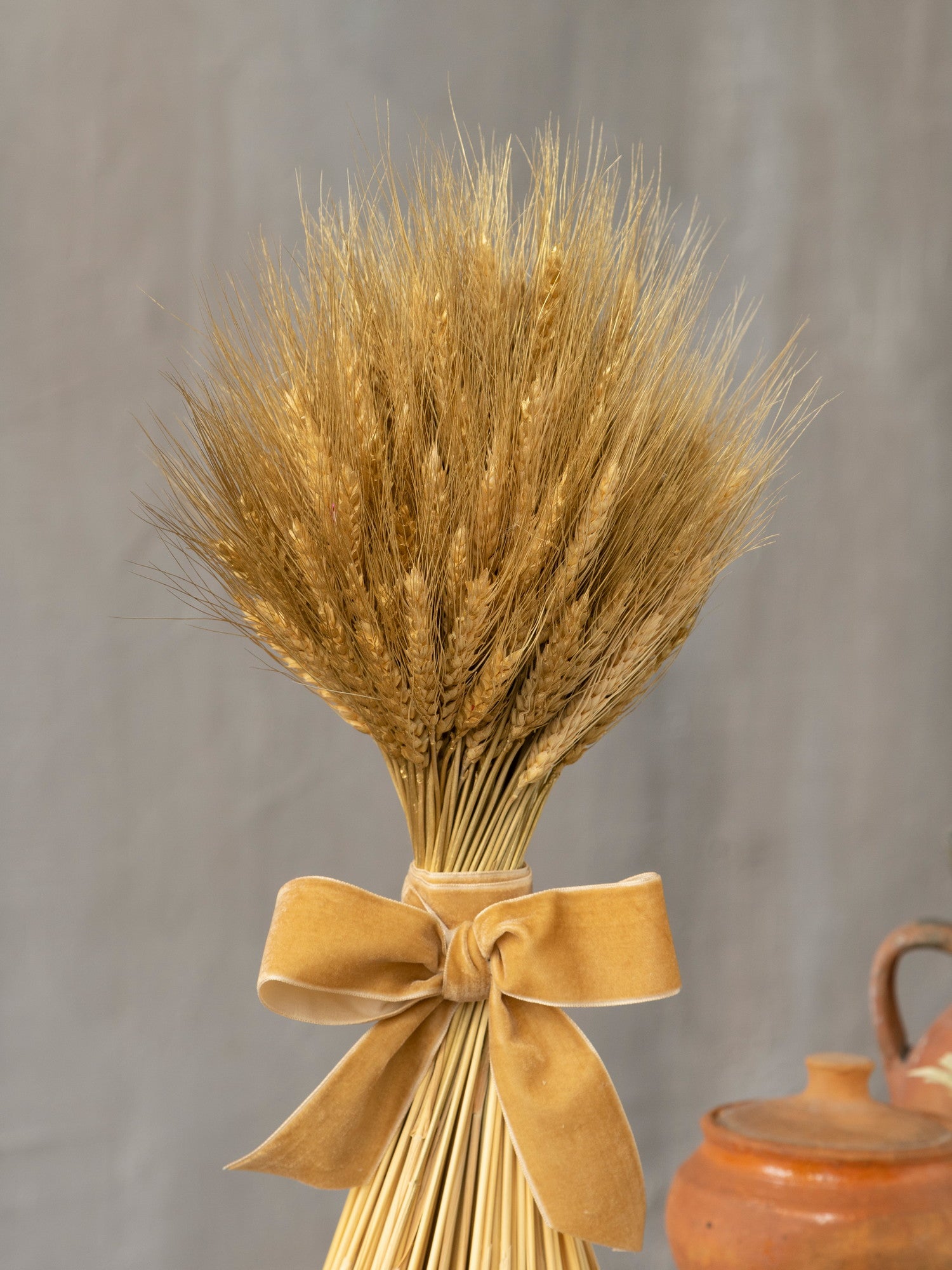 Сніп із позолоченої пшениці
