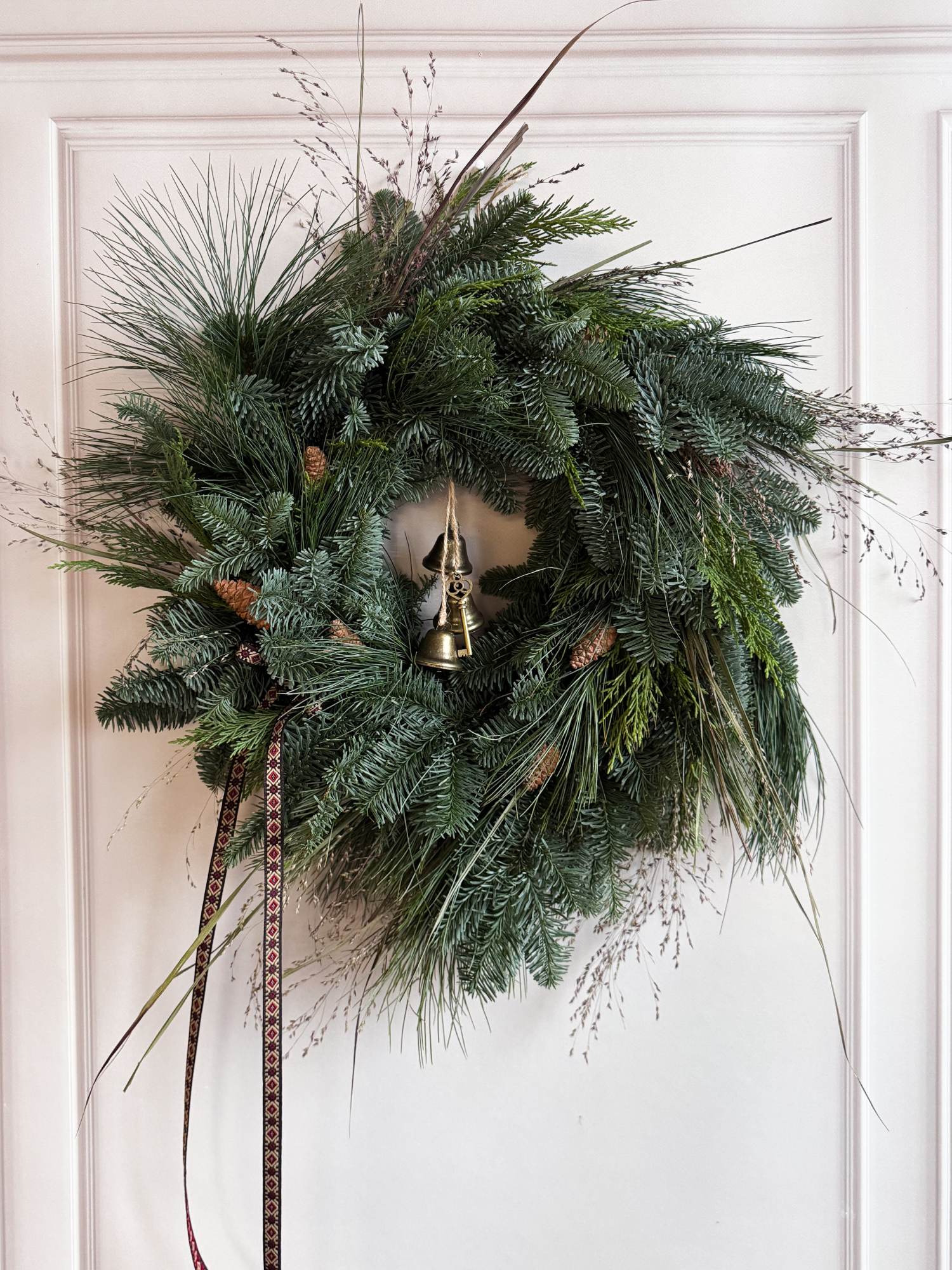 Різдвяний віночок із гілочок хвої