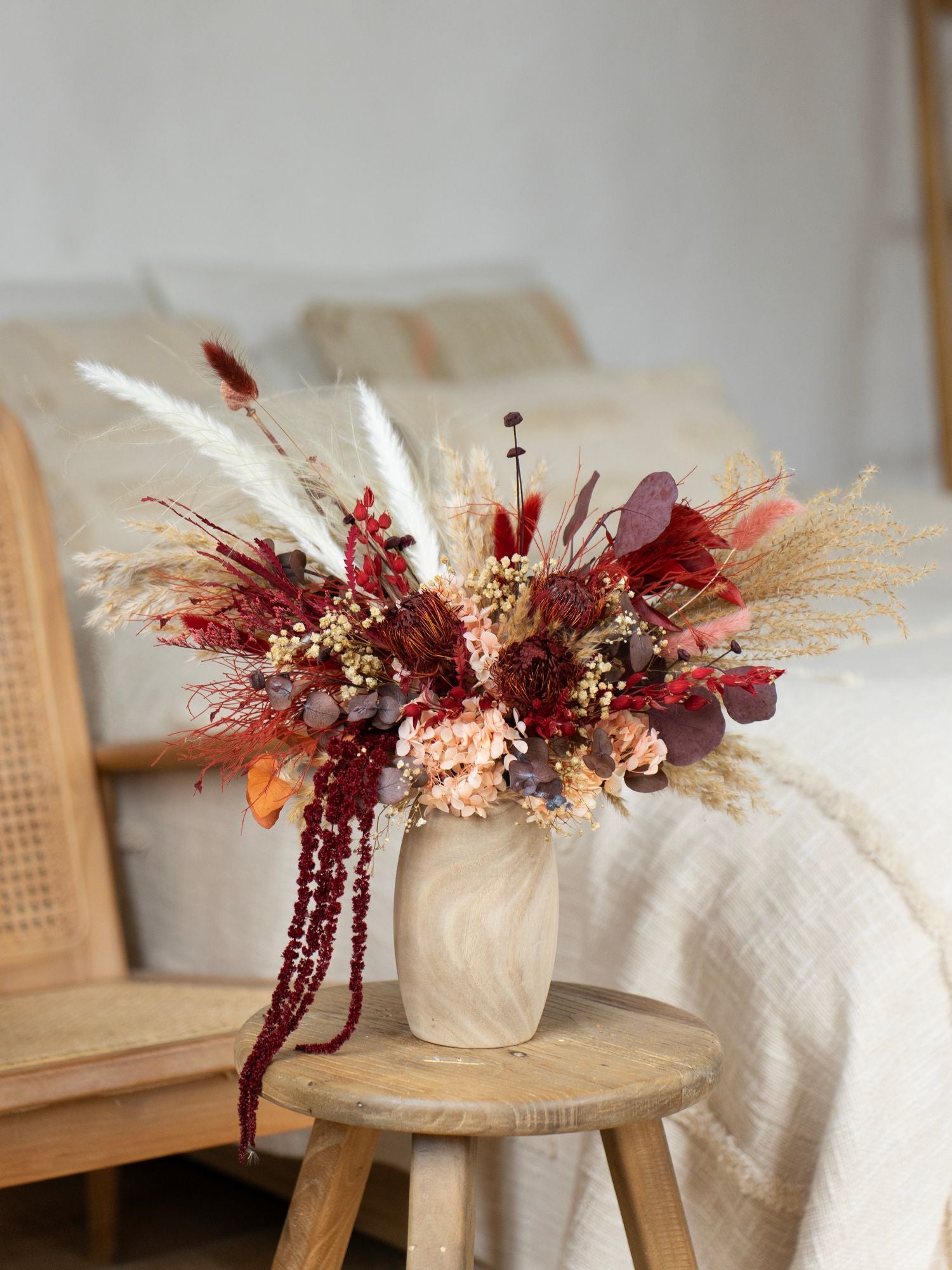 Винно-карамельна композиція з сухоцвітів