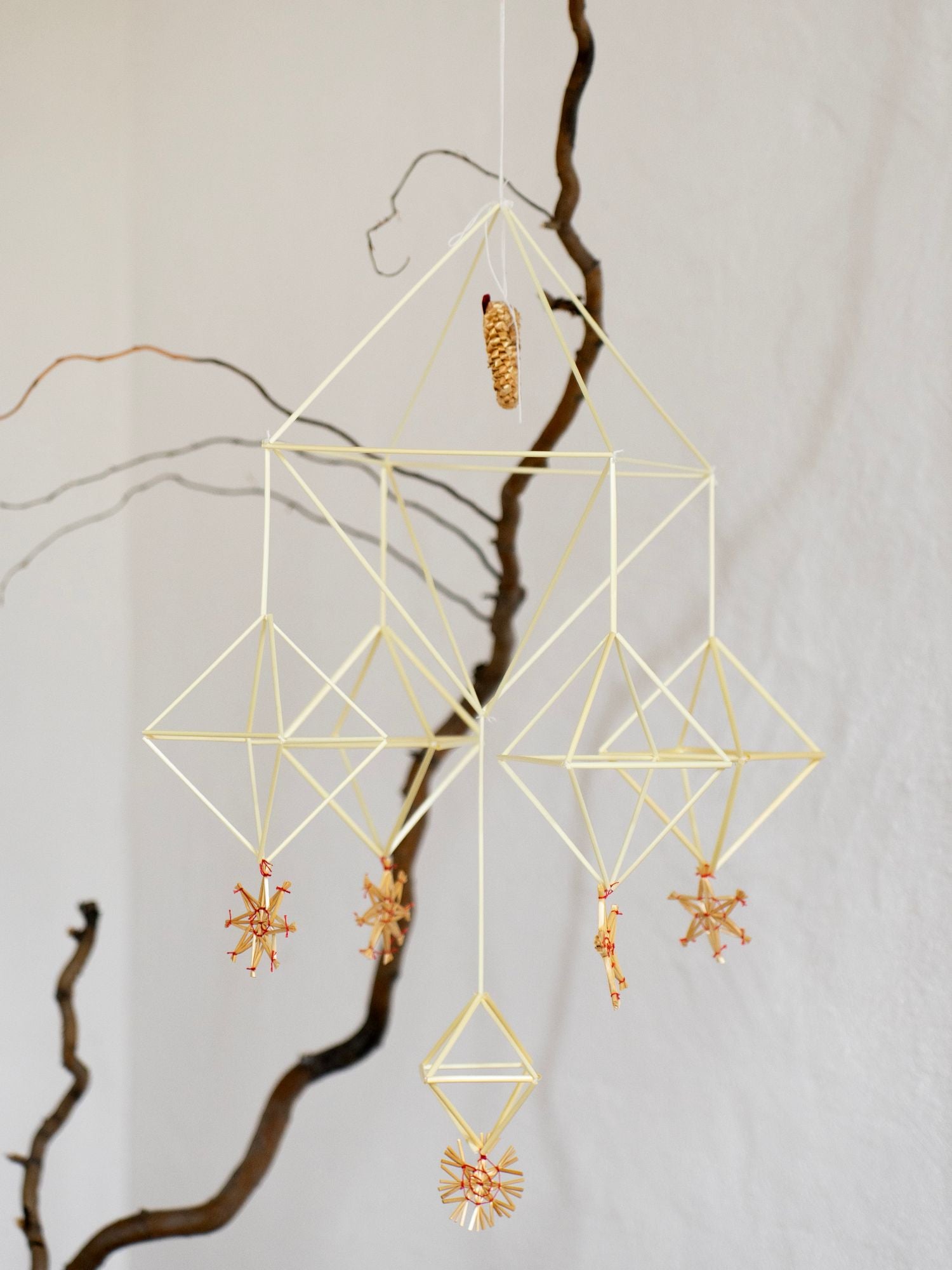 Різдвяний солом'яний павук