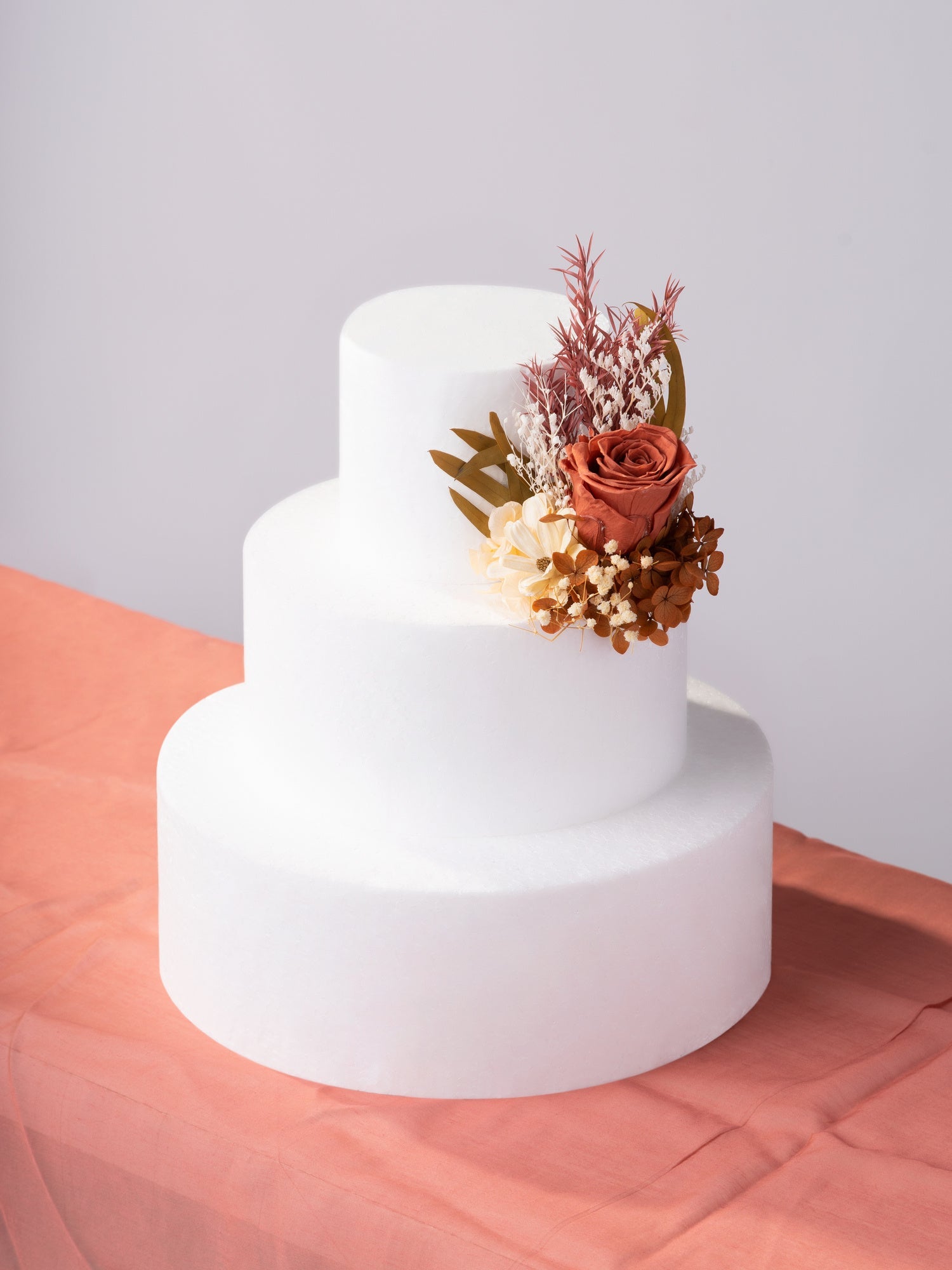 декор на весільний торт кремово цегляний декор на торт