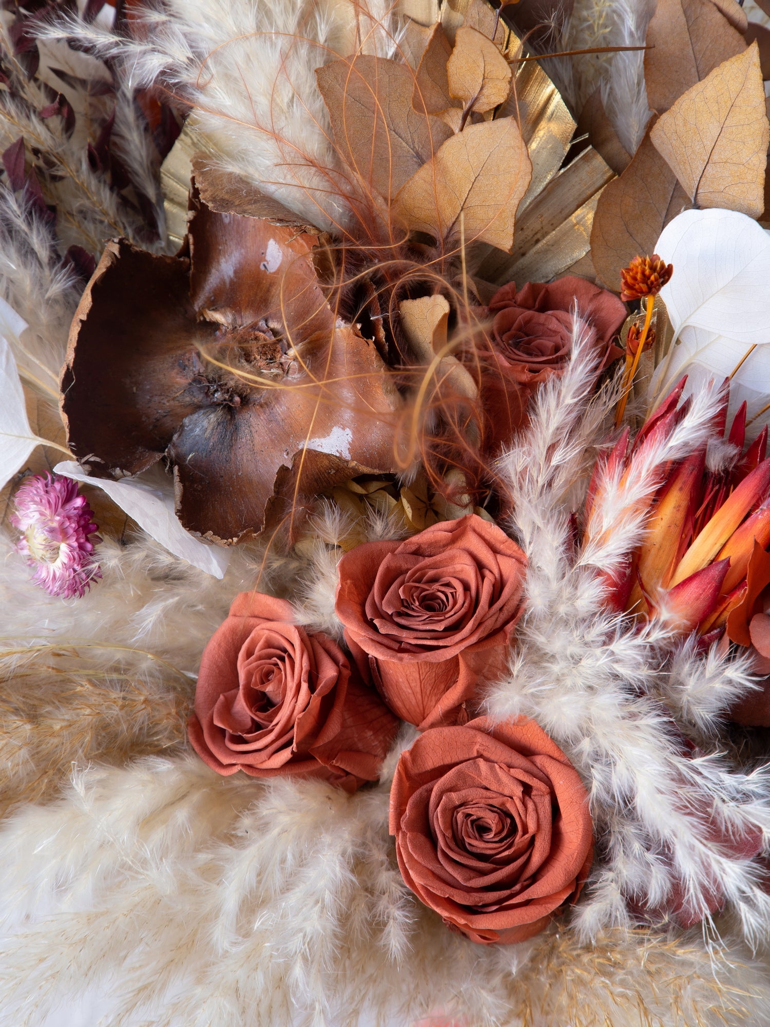 теракотовий букет із пірям фазана подарункові букети