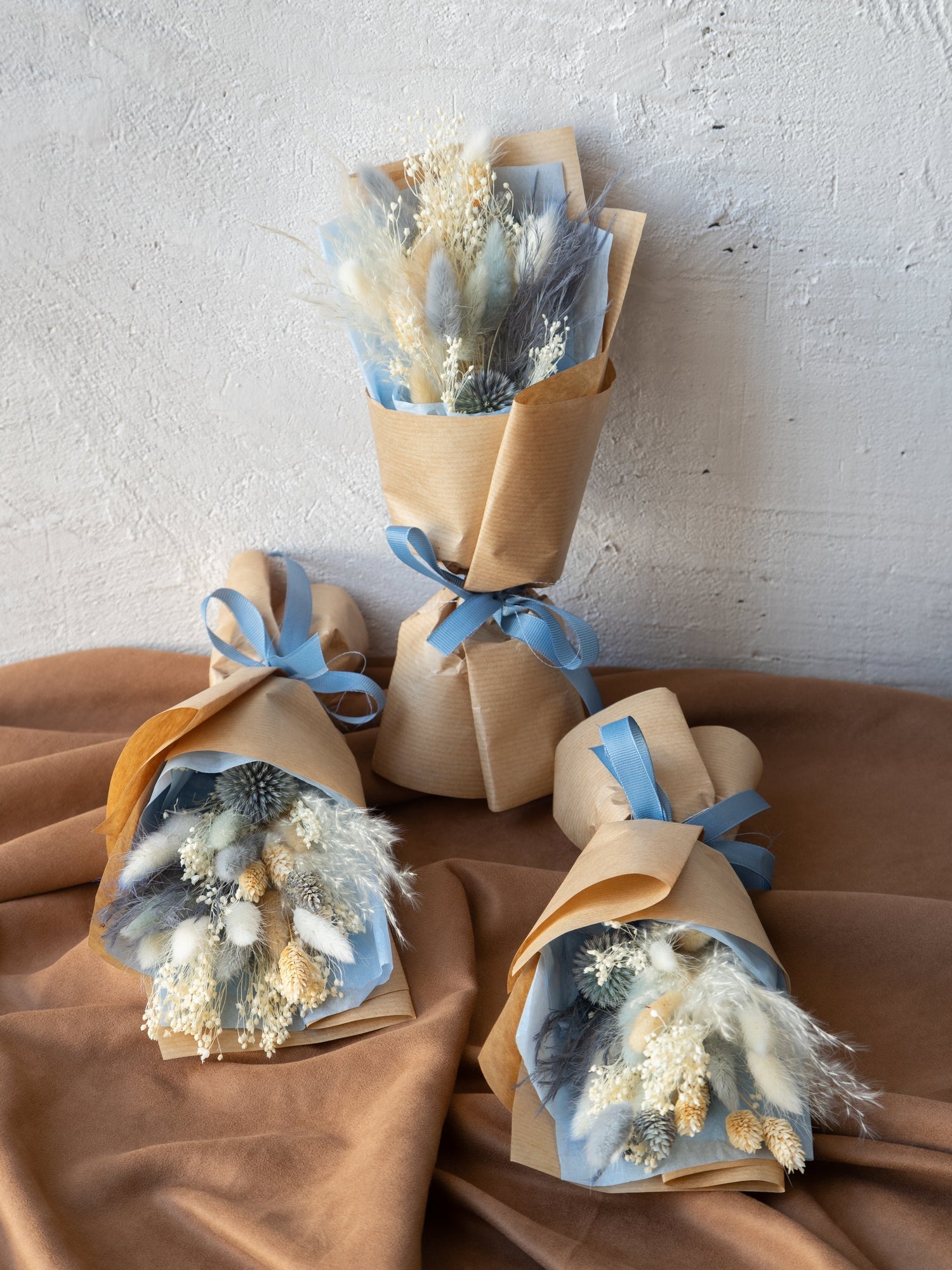 Блакитні букети-компліменти з сухоцвітами - DecorFlowerBar