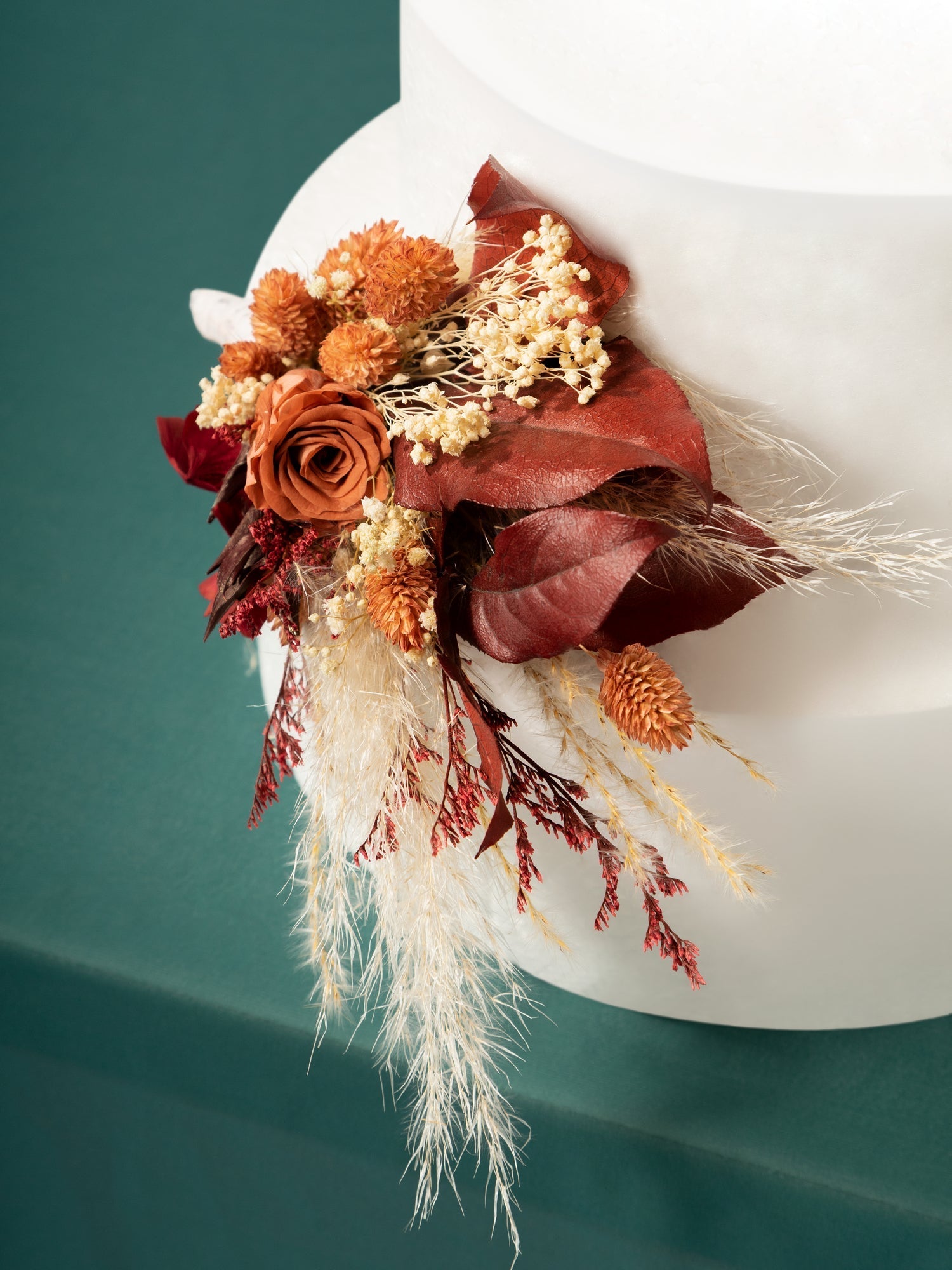 Бордово-теракотовий декор на торт з трояндами - DecorFlowerBar