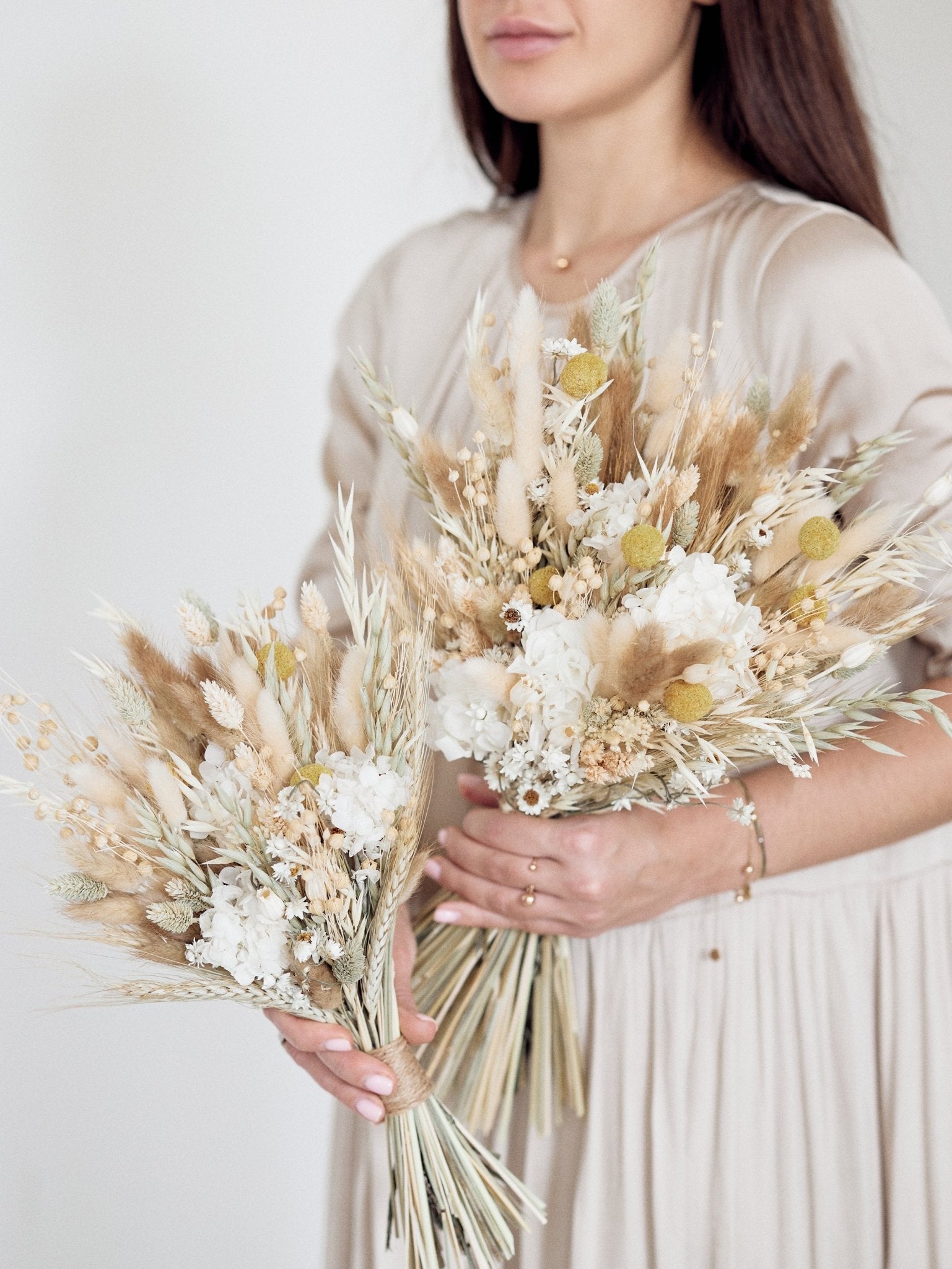 Букет для подруги нареченої з польовими квітами - DecorFlowerBar