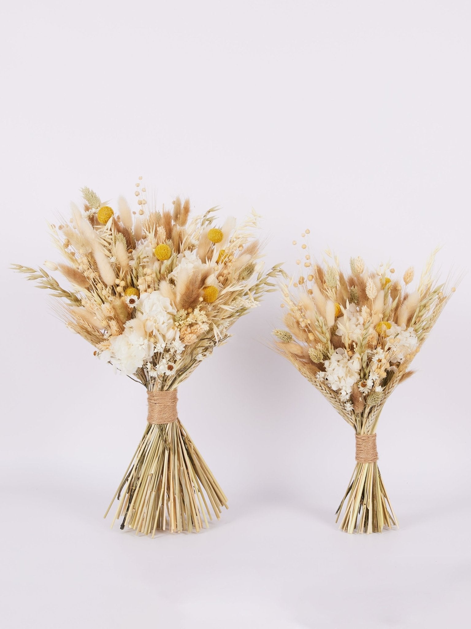 Букет для подруги нареченої з польовими квітами - DecorFlowerBar