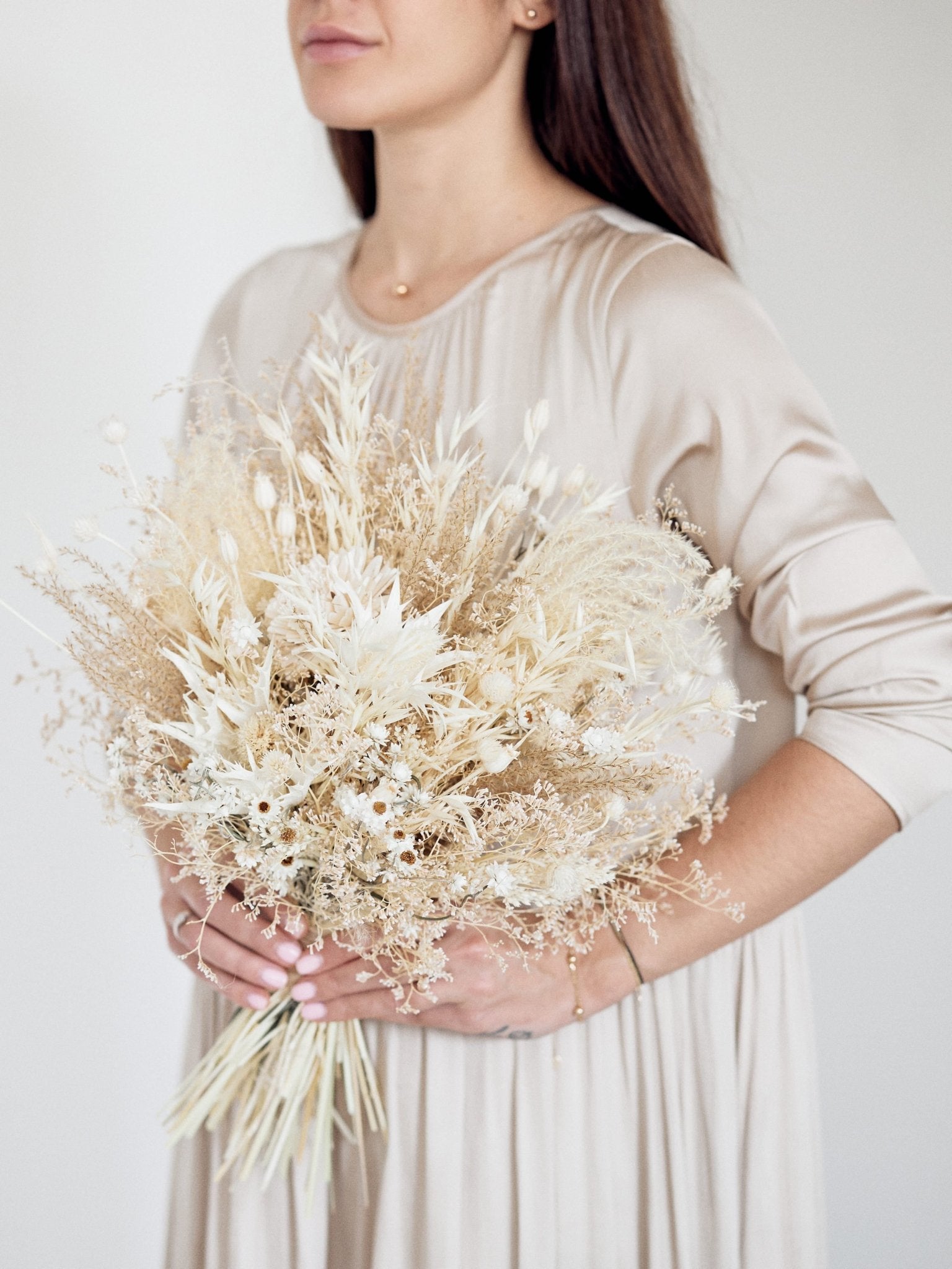Букет нареченої білий із диких сухоцвітів - DecorFlowerBar