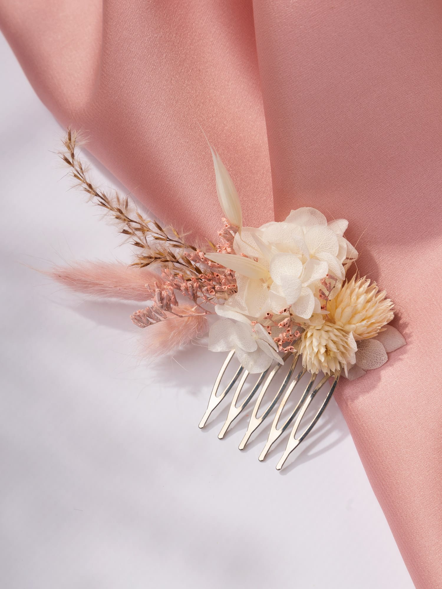 Букет нареченої з пудровими трояндами - DecorFlowerBar
