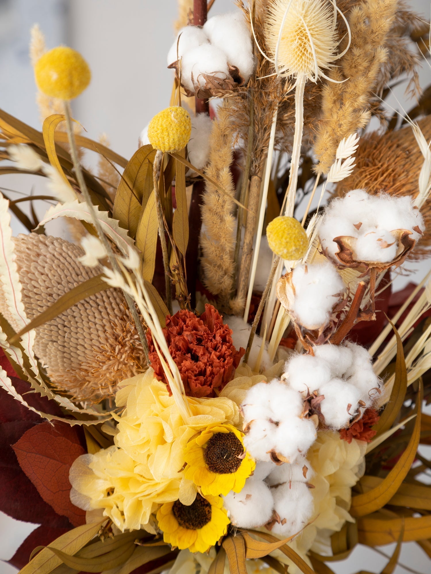 Букет з бавовною, банксією і соняшниками - DecorFlowerBar