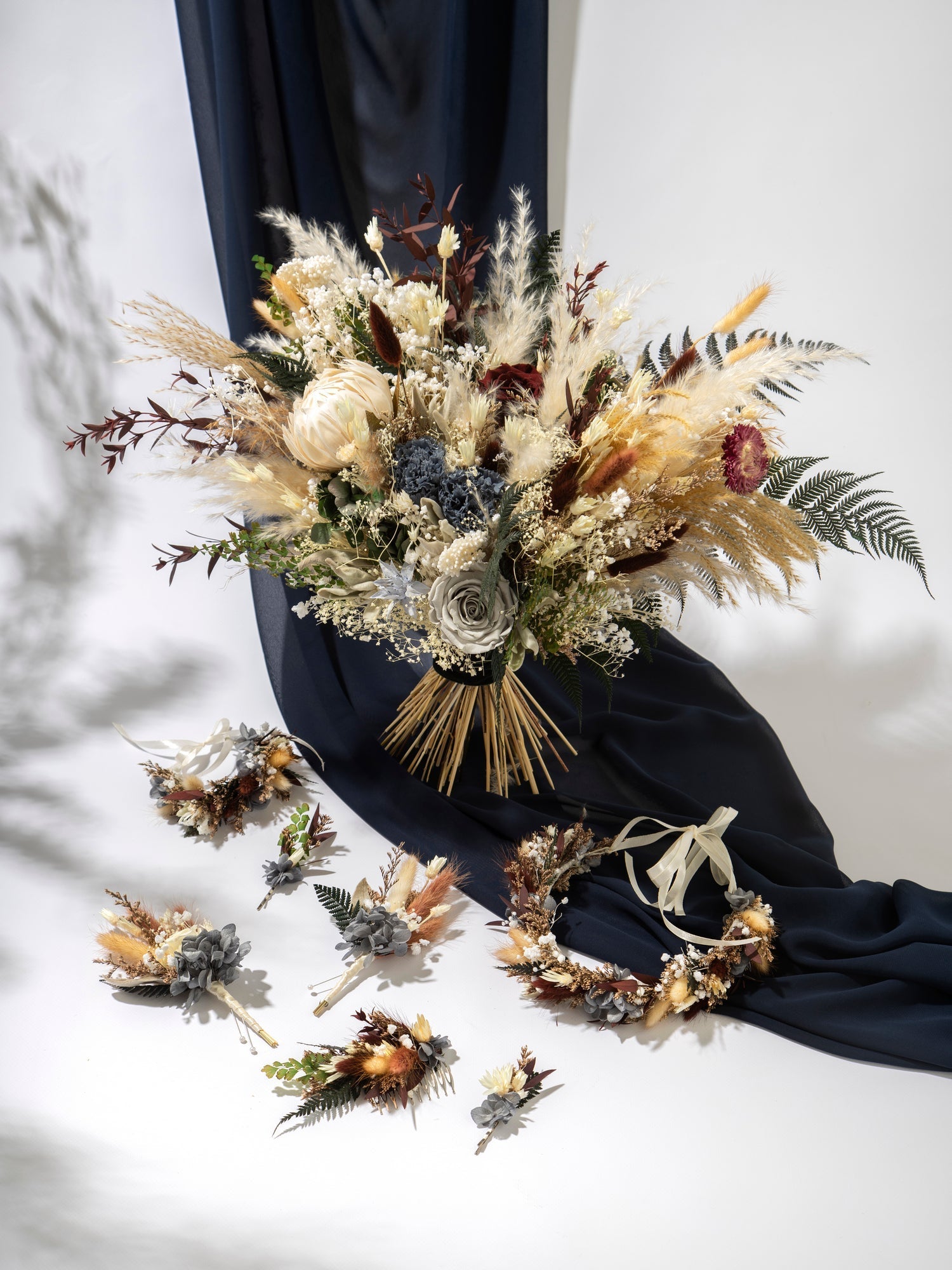 Бутоньєрка для нареченого із сухоцвітів - DecorFlowerBar