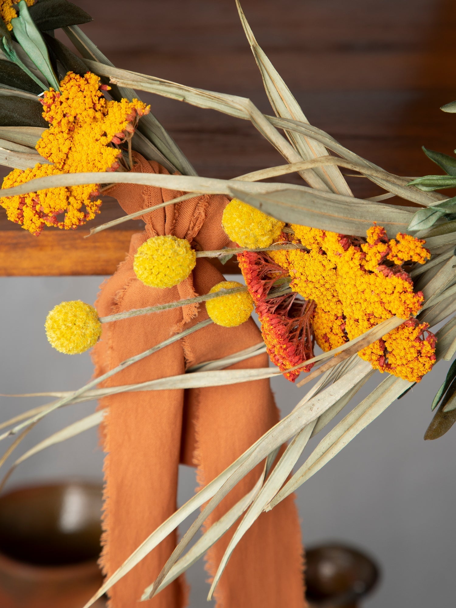 Інтер’єрний вінок з оливкою та деревієм - DecorFlowerBar