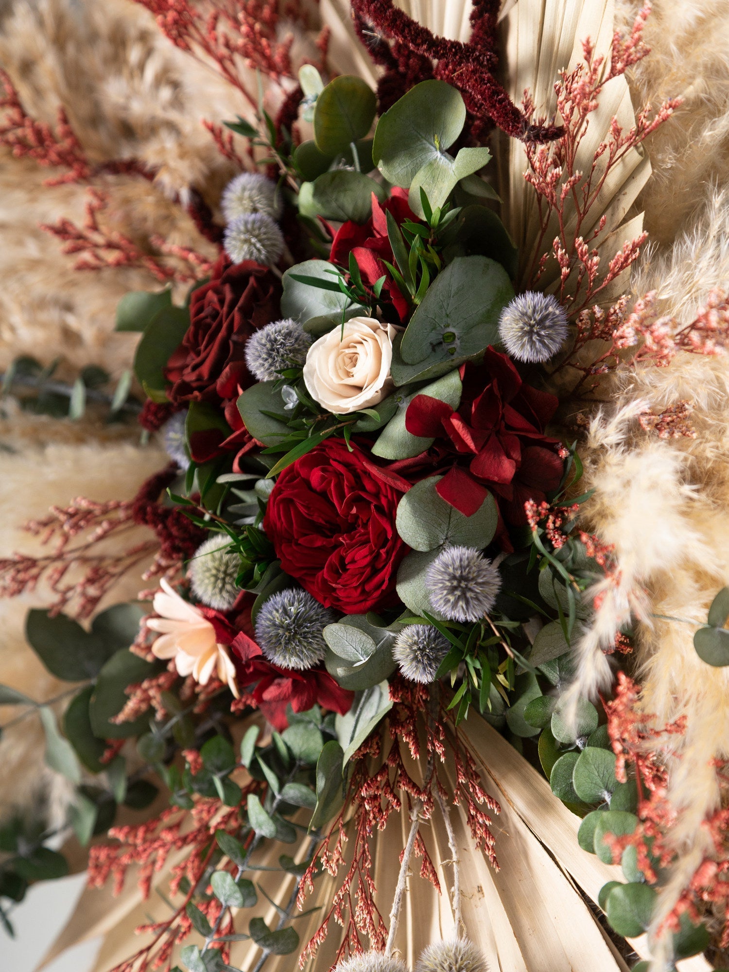 Весільна арка марсала з евкаліптом - DecorFlowerBar