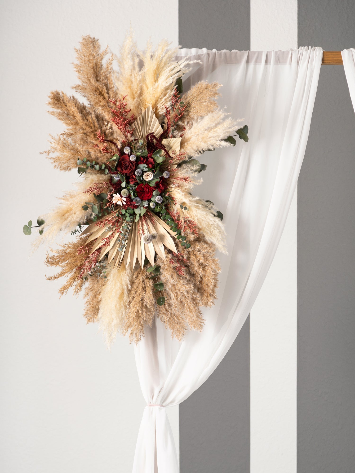 Весільна арка марсала з евкаліптом - DecorFlowerBar