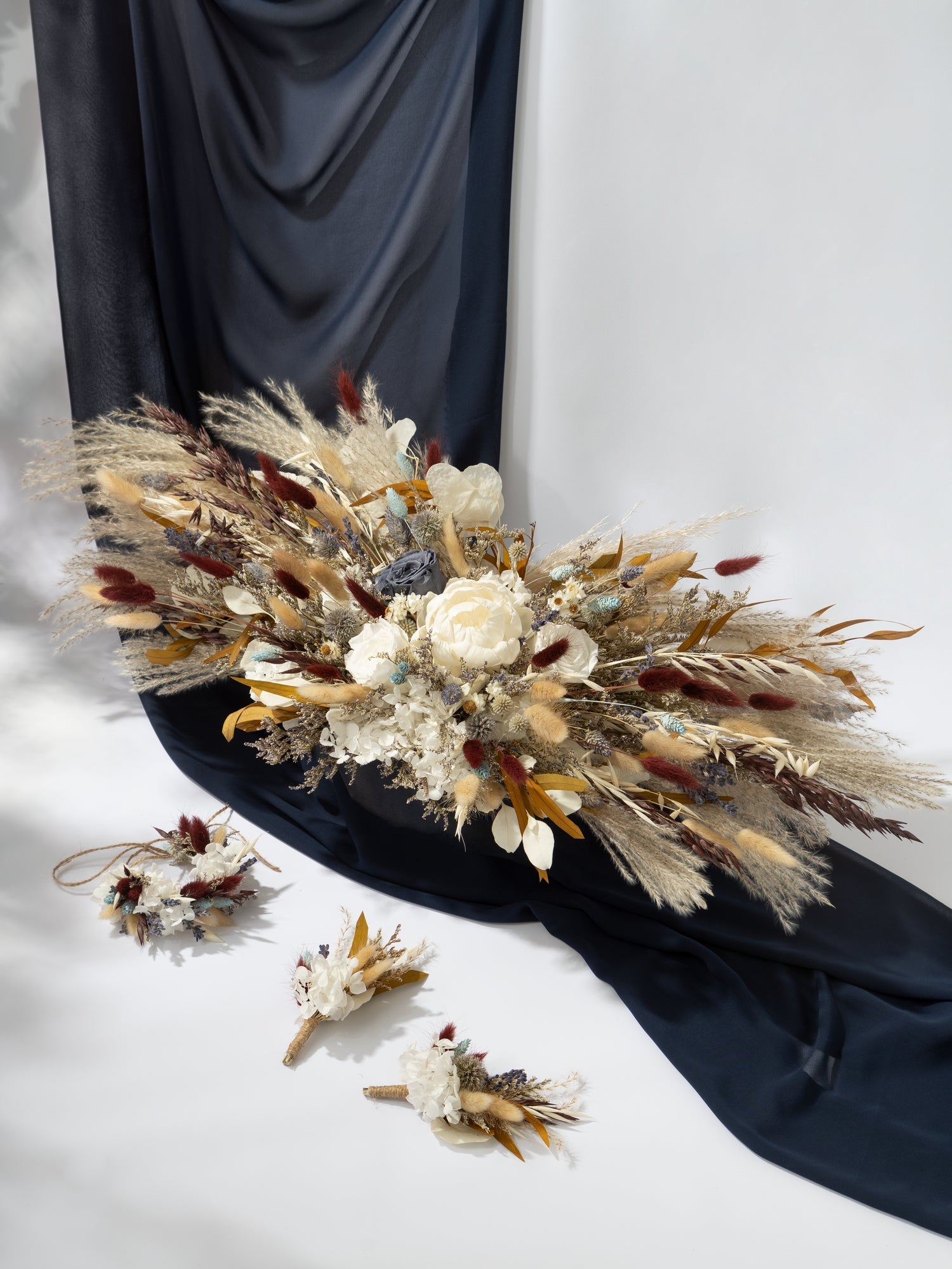 Весільна бутоньєрка з лавандою - DecorFlowerBar