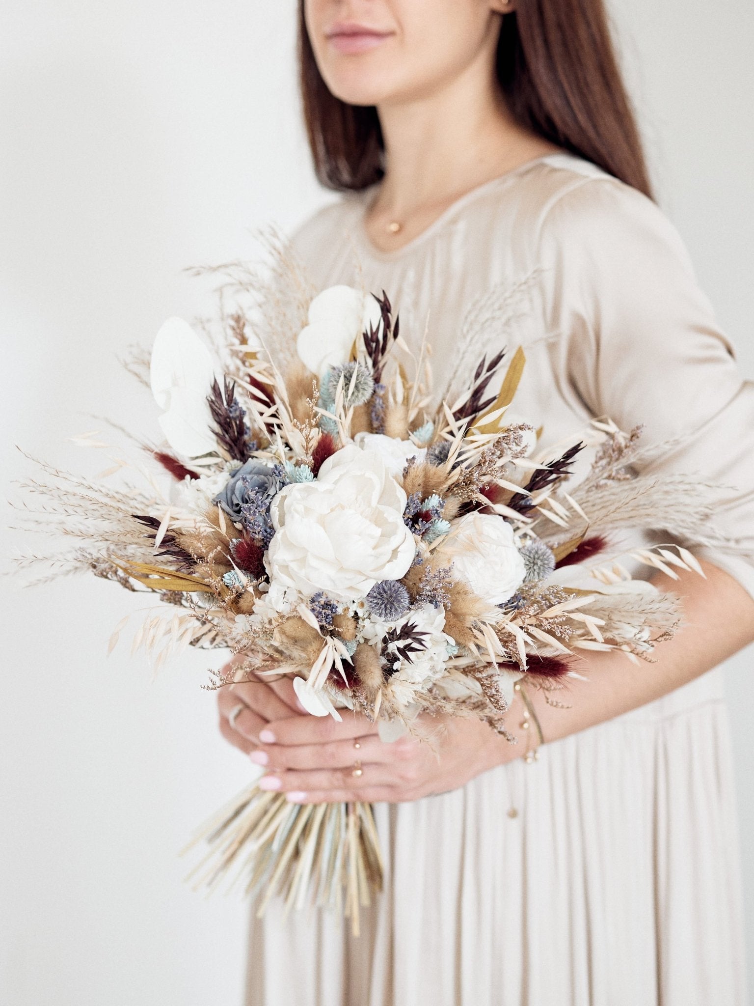 Весільний букет з лавандою та пильно-синіми квітами - DecorFlowerBar