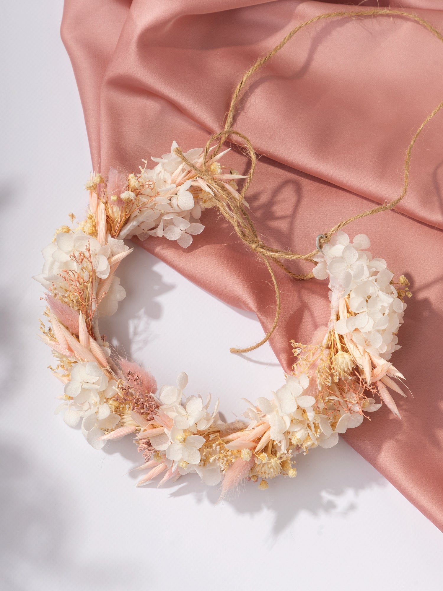 ВІночок на голову з пудровими квітами - DecorFlowerBar