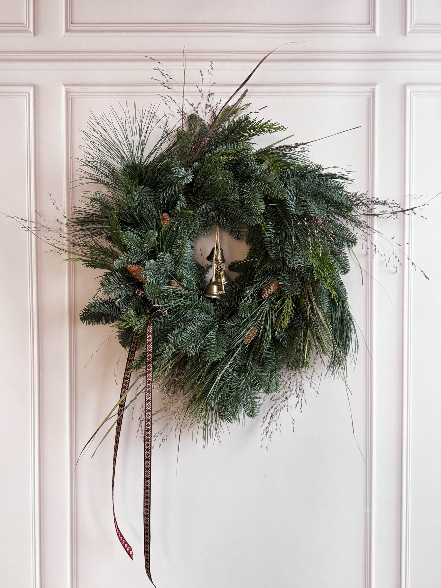 Різдвяний віночок із гілочок хвої