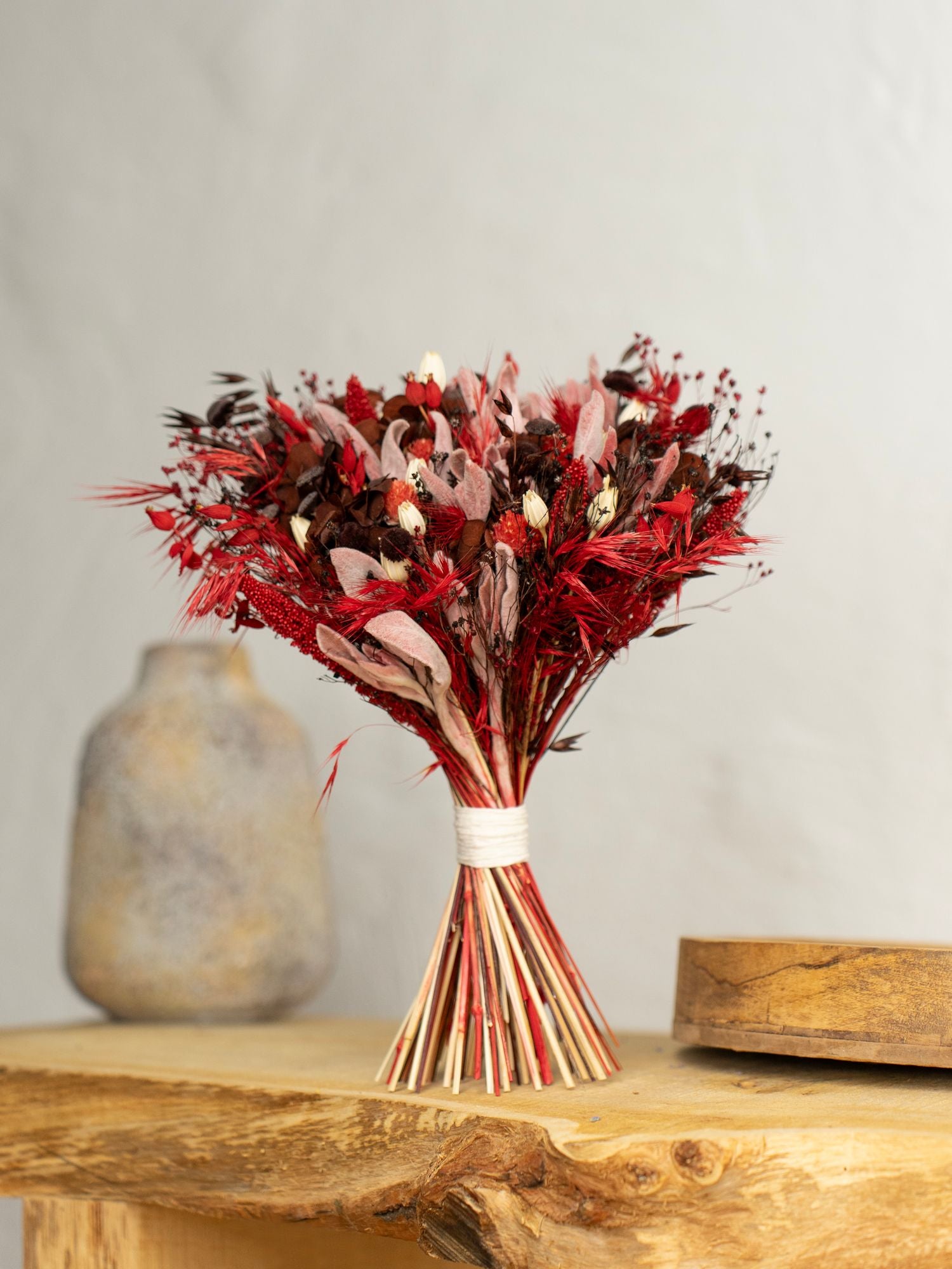 Рубіновий букет з чистицем