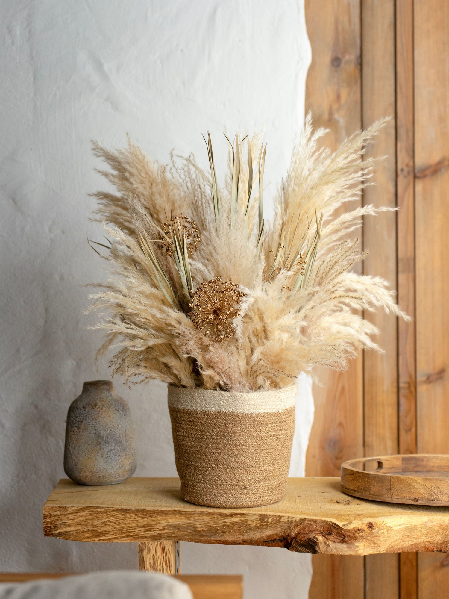Пампасная корзина в стиле бохо