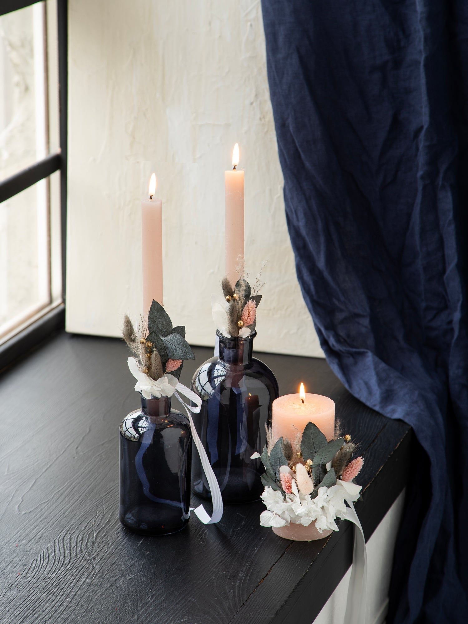 свічки для сімейного вогнища з евкаліптом та сухоцвітами свічки для сімейного вогнища